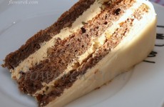 tort orzechowo-karmelowy