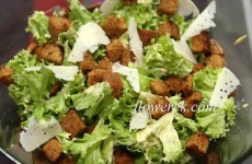 Sałatka cesarska, Caesar salad