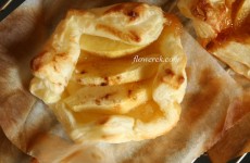 Tarteletki/ciastka z jabłkami i karmelem