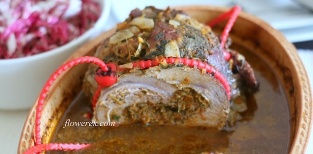 Rolada z sosem majerankowym