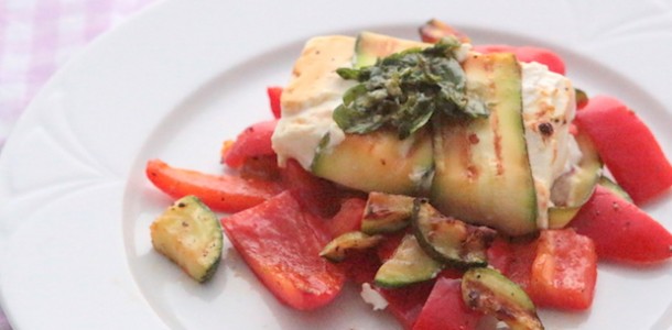 Feta z warzywami z grilla